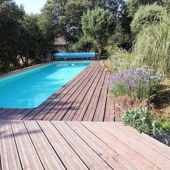 Roulotte Romantique Chauffee En Cevennes Monteils  Exterior photo